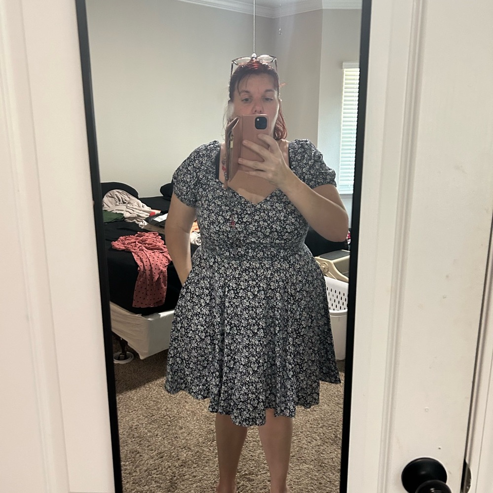 Torrid Blue Floral Dress w Sweetheart Neckline